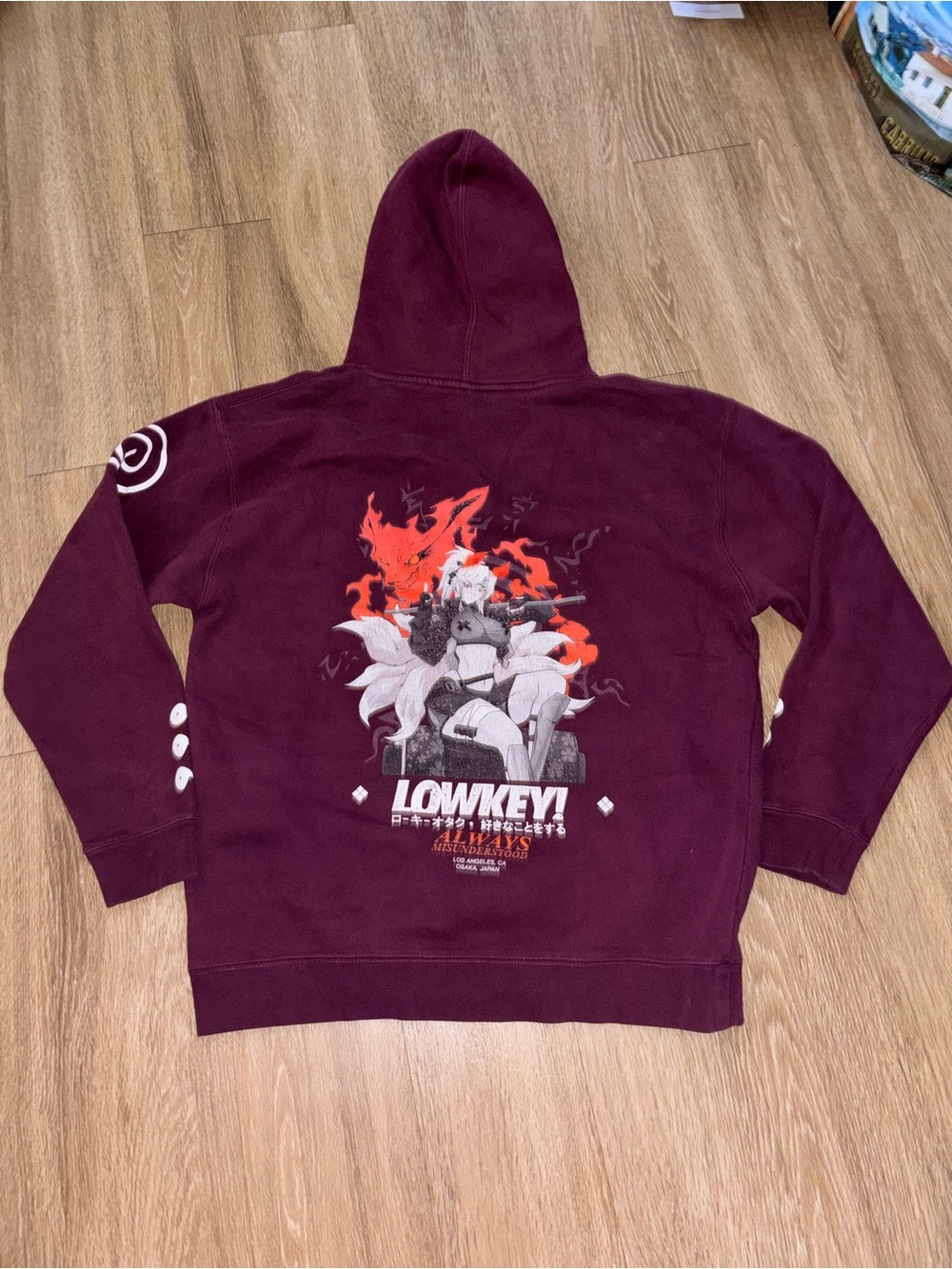 Lowkey Anime Hoodie Burgundy Graphic Pullover Sweatshirt Mens Large b84